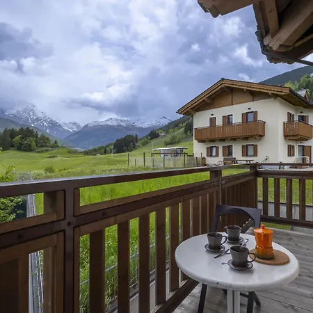 Silvia By Interhome 博尔米奥